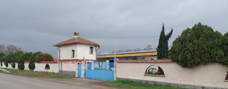 Продава ПРОМ. ПОМЕЩЕНИЕ, с. Царацово, област Пловдив