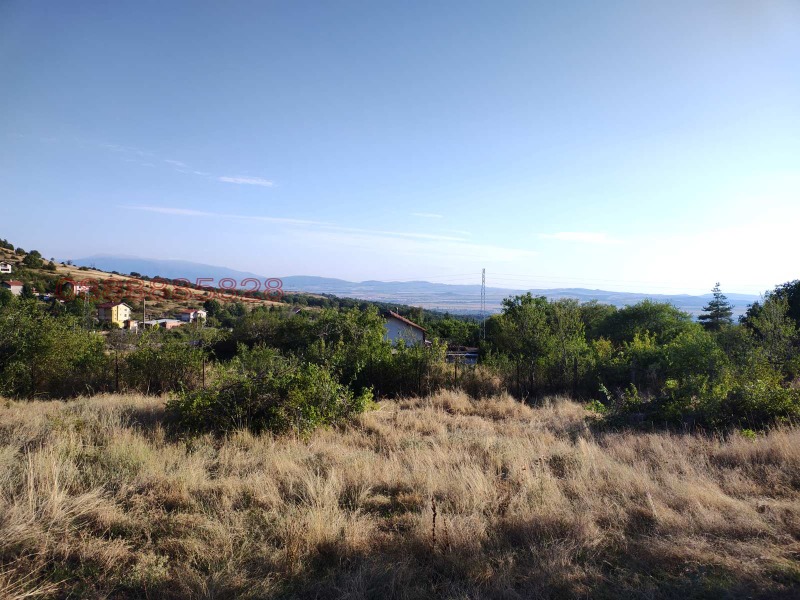 Продава ПАРЦЕЛ, с. Градец, област София област