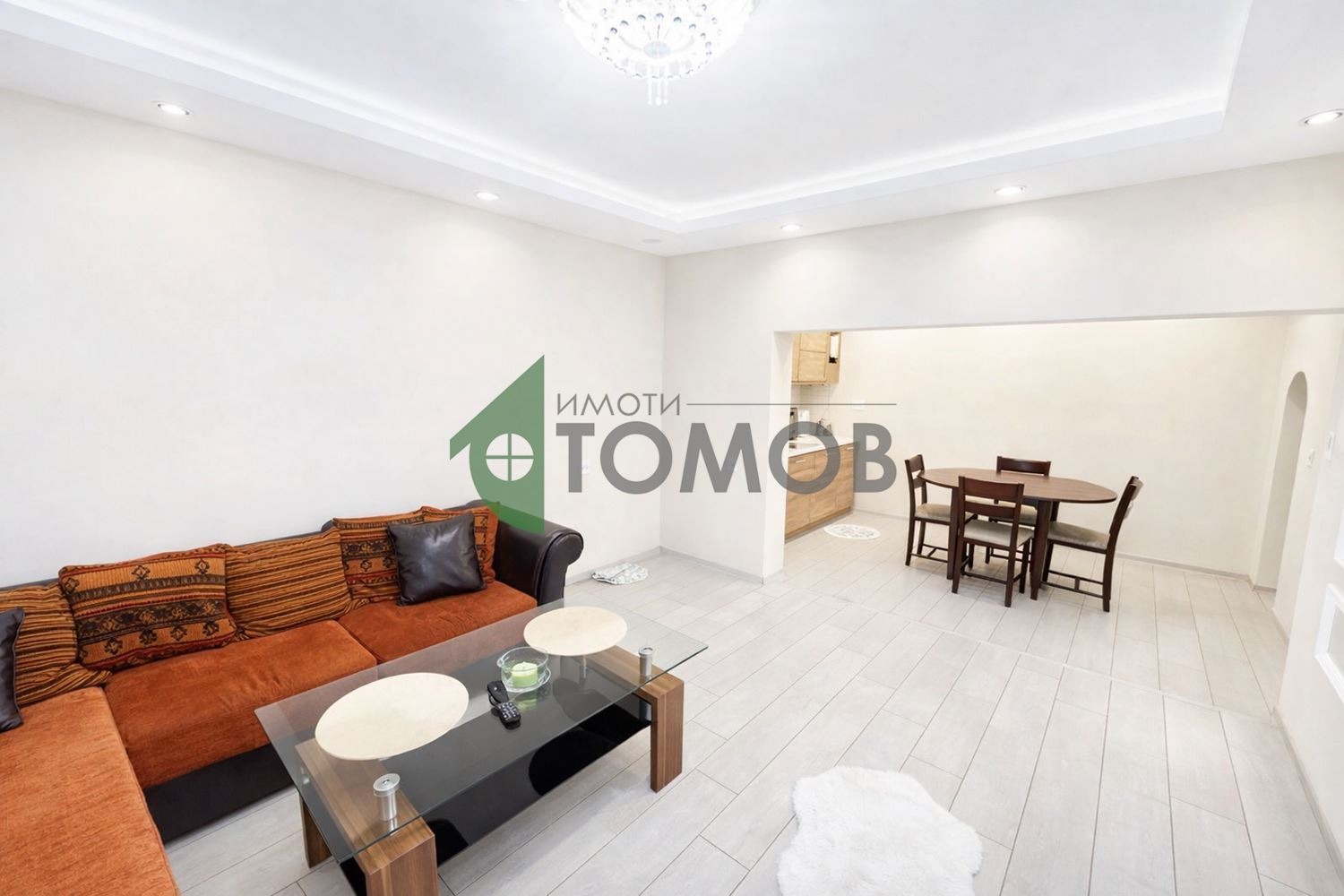 Продава КЪЩА, гр. Шумен, Томбул джамия, снимка 3 - Къщи - 54133581