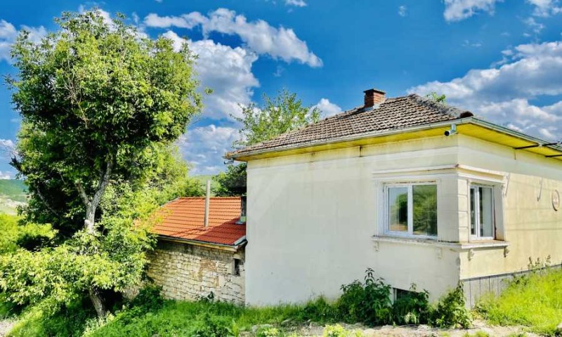 Продава КЪЩА в област Русе, с. Копривец - 120 кв.м / 25 800 € » 50 460.41 лв., СУПРИММО ОФИСИ В СТРАНАТА