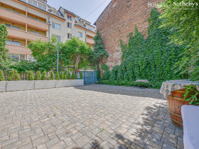 Handlung Zentar, Sofia