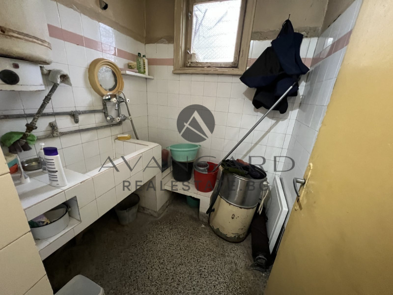 Продава 2-СТАЕН, гр. Пловдив, Кючук Париж, снимка 3 - Апартаменти - 52378397