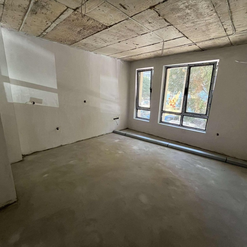 Продава  3-стаен, град Варна, Лятно кино Тракия •  225 000 EUR • ID 21877925 — holmes.bg - [1] 