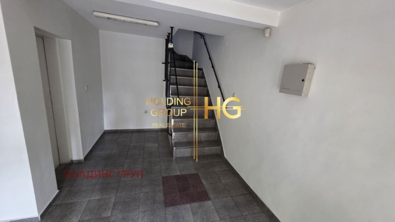 Продава  Офис град Варна , Окръжна болница-Генерали , 100 кв.м | 47331449 - изображение [2]