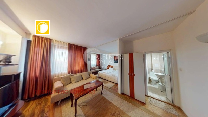 Продава ХОТЕЛ, с. Кошарица, област Бургас, снимка 15 - Хотели - 53448743