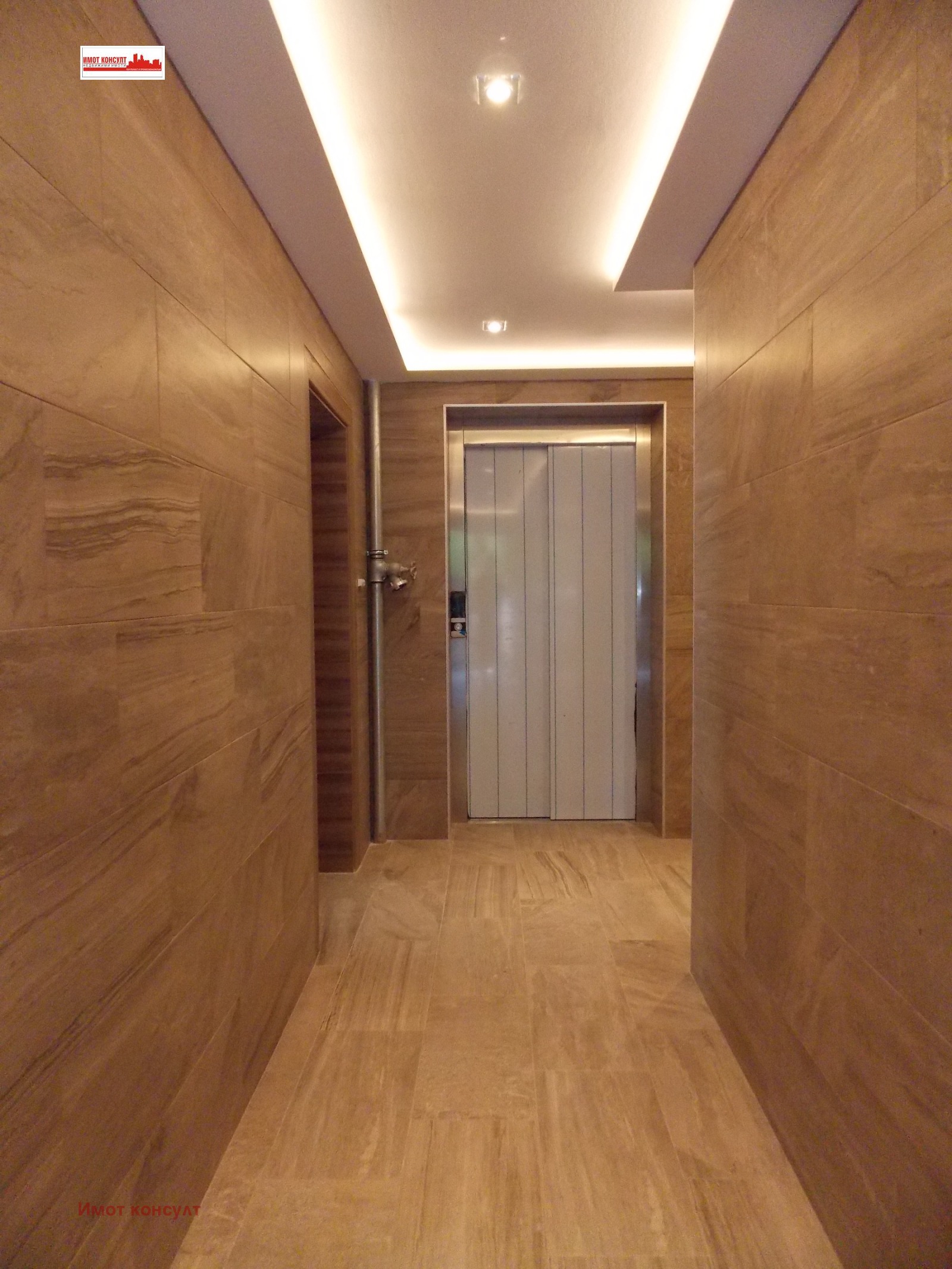 Продава 3-СТАЕН, гр. Пловдив, Кючук Париж, снимка 2 - Апартаменти - 49707486