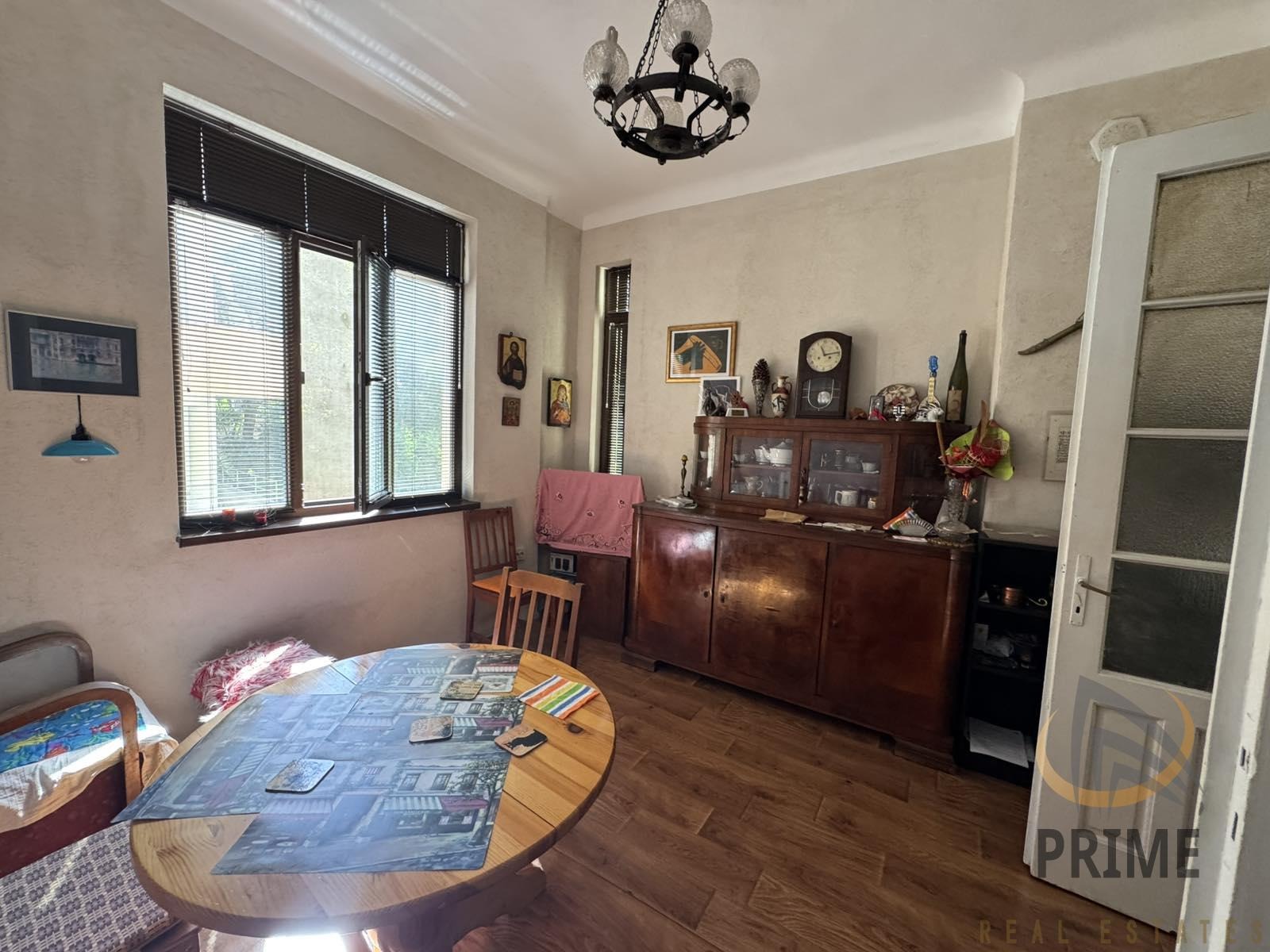 Продава МНОГОСТАЕН, гр. Бургас, Център, снимка 4 - Апартаменти - 54950304