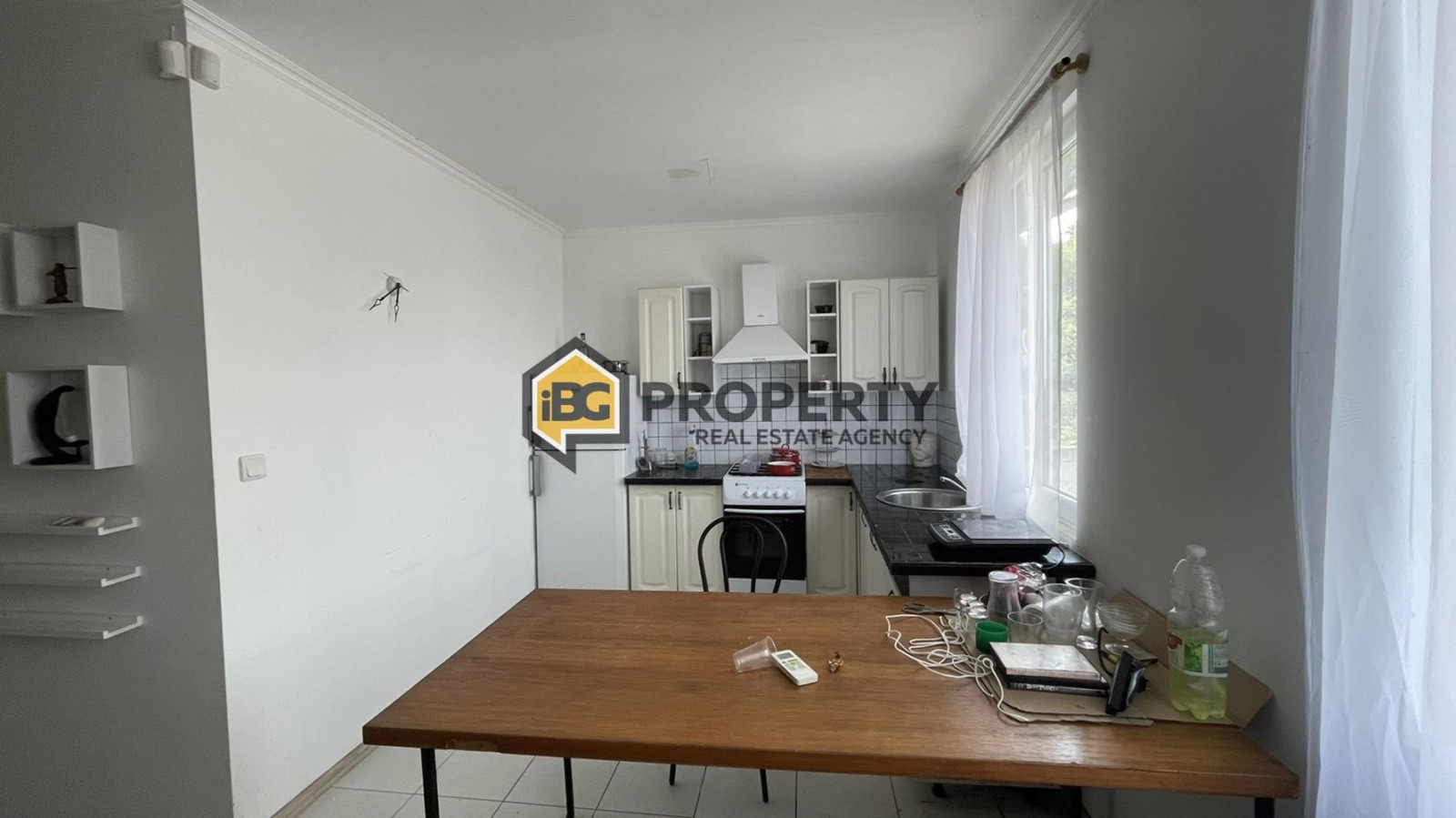Продава КЪЩА, гр. Бяла, област Варна, снимка 14 - Къщи - 56375740