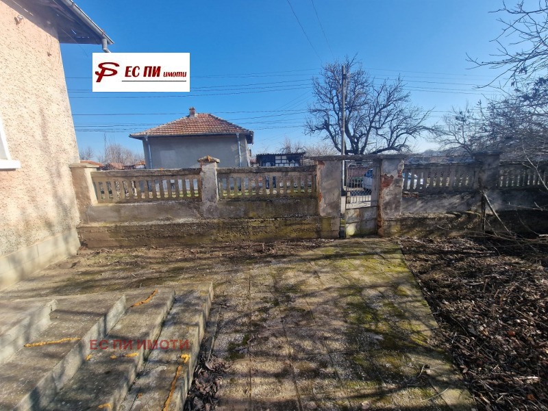 Продава КЪЩА, с. Обнова, област Плевен, снимка 3 - Къщи - 48860332