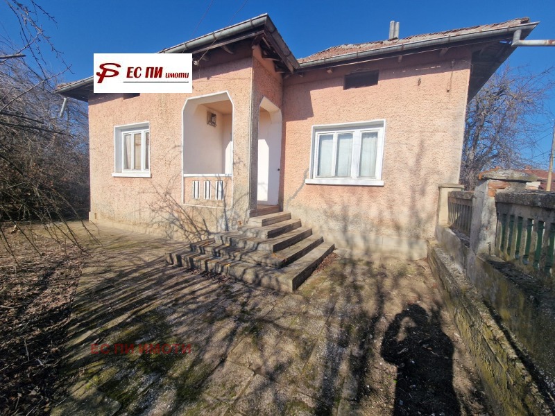 Продава КЪЩА, с. Обнова, област Плевен, снимка 2 - Къщи - 48860332