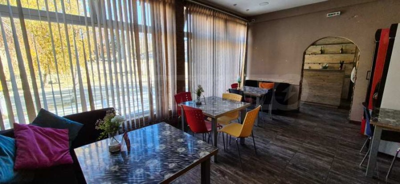 Продава МАГАЗИН, с. Крушуна, област Ловеч, снимка 13 - Магазини - 52539343