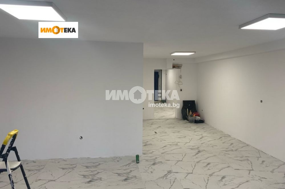 Продава ОФИС, гр. Варна, Колхозен пазар, снимка 2 - Офиси - 47602183