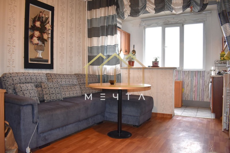 À venda  1 quarto Plovdiv , Izgrev , 49 m² | 27113720