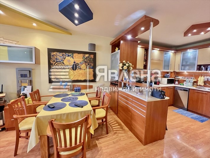 Продава 3-СТАЕН, гр. София, Редута, снимка 3 - Апартаменти - 54480476