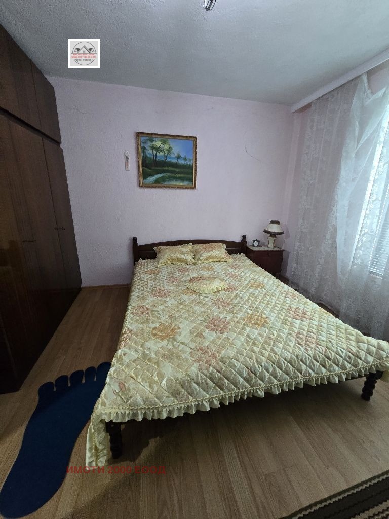 Продава КЪЩА, с. Загоре, област Стара Загора, снимка 10 - Къщи - 53167945