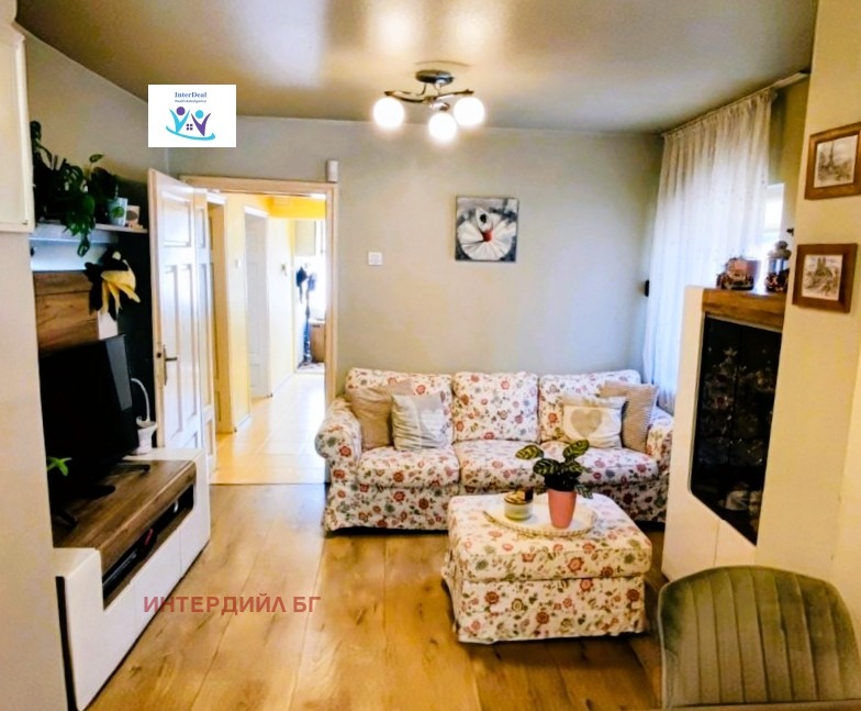 Продава КЪЩА, гр. Варна, Трошево, снимка 4 - Къщи - 54317197