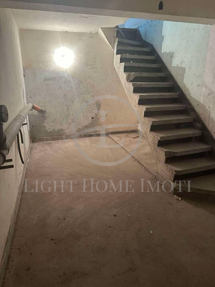 Продава МАГАЗИН, гр. Пловдив, Център, снимка 9 - Магазини - 51820901