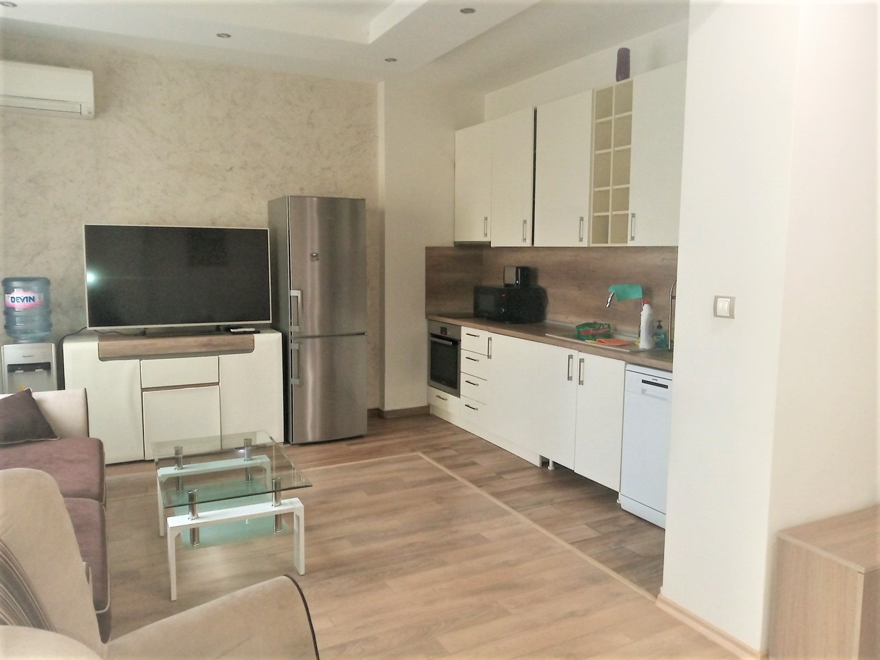 Продава 3-СТАЕН, гр. София, Център, снимка 3 - Апартаменти - 56432424
