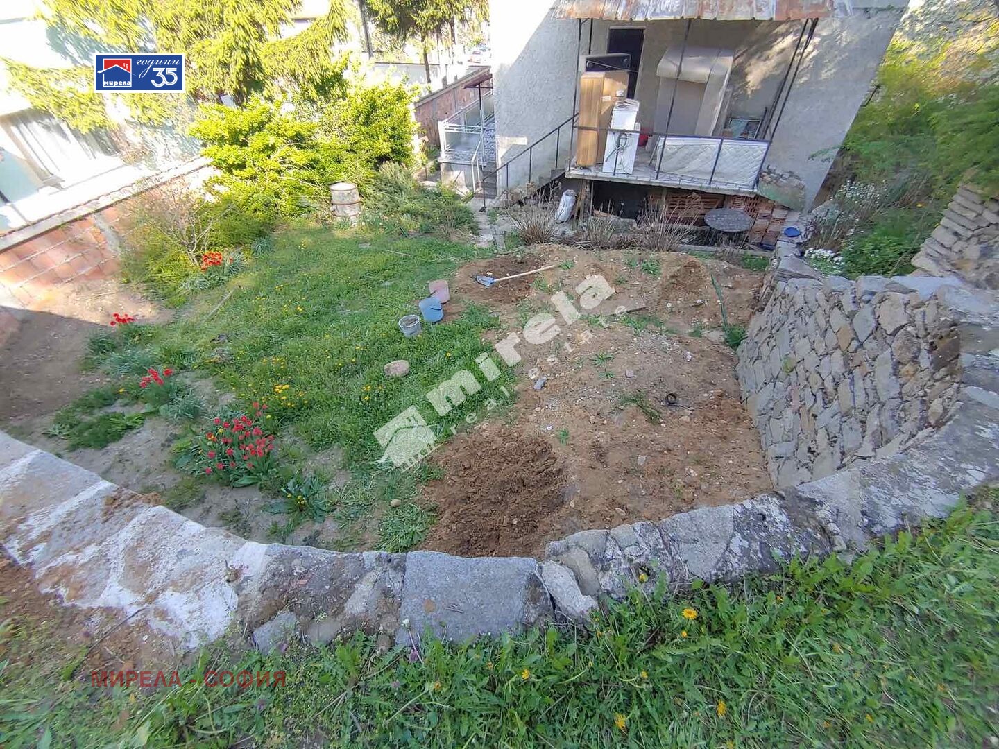 Продава ЕТАЖ ОТ КЪЩА, гр. София, Карпузица, снимка 11 - Етаж от къща - 54941177
