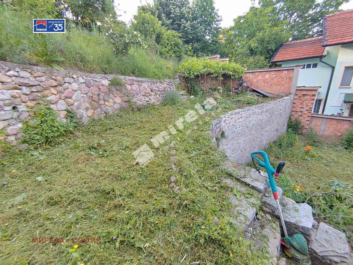 Продава ЕТАЖ ОТ КЪЩА, гр. София, Карпузица, снимка 13 - Етаж от къща - 54941177