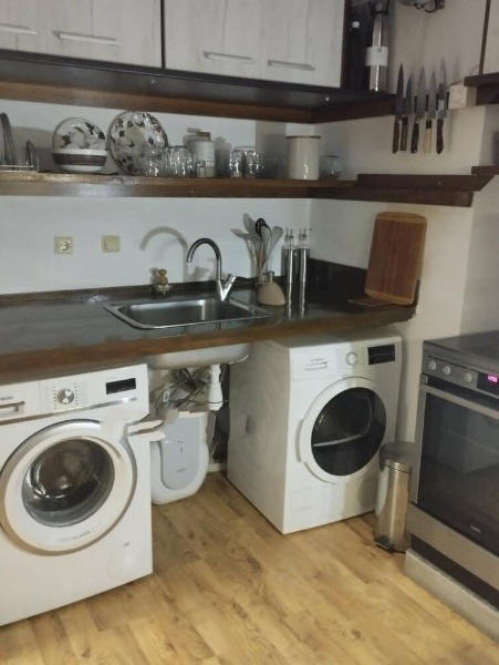 Продава 2-СТАЕН, гр. Бургас, Център, снимка 3 - Апартаменти - 52613202