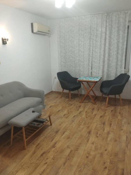 Продава 2-СТАЕН, гр. Бургас, Център, снимка 6 - Апартаменти - 52613202