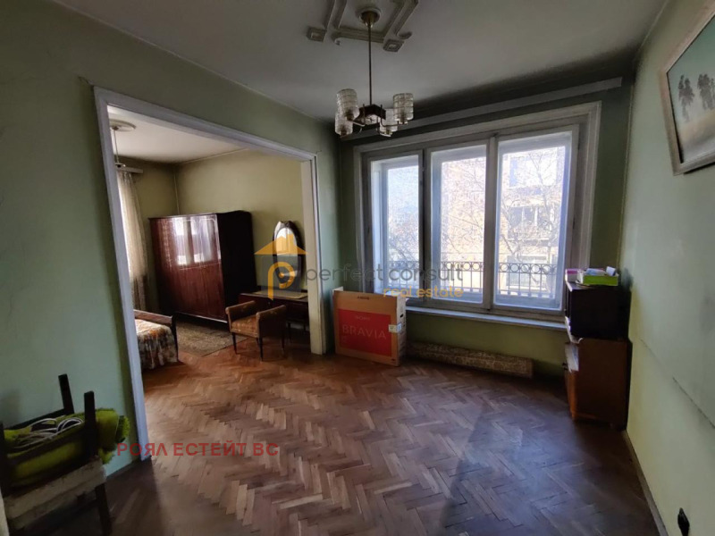 For Sale  2 bedroom Plovdiv , Kamenitsa 1 , 86 sq.m | 30335997 - image [3]