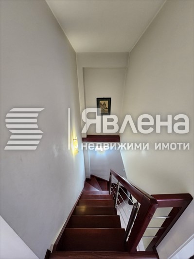 Продава МНОГОСТАЕН, гр. София, Център, снимка 9 - Апартаменти - 55535081