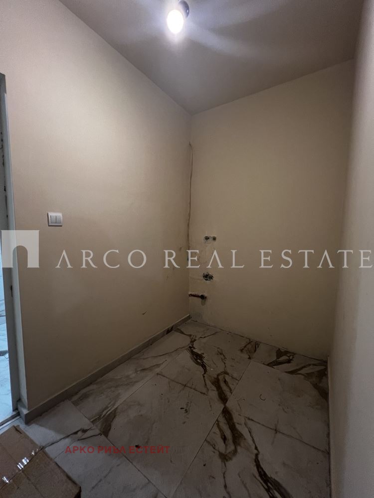 Продава ОФИС, гр. София, Банишора, снимка 2 - Офиси - 52360545