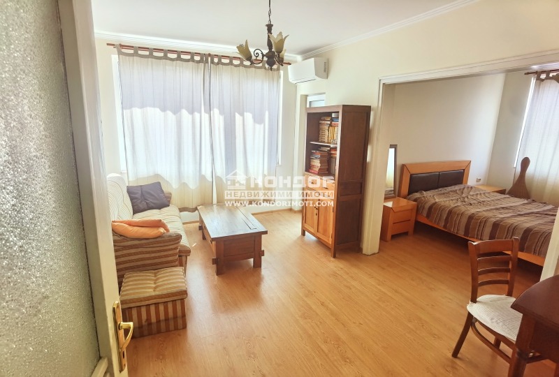 Продава  Етаж от къща град Пловдив , Център , 128 кв.м | 17985180
