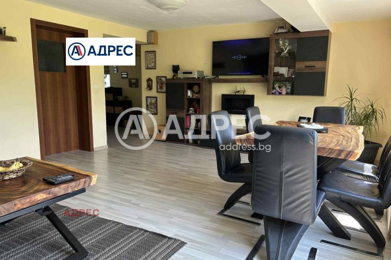 Продава КЪЩА, с. Здравец, област Варна, снимка 6 - Къщи - 52397302