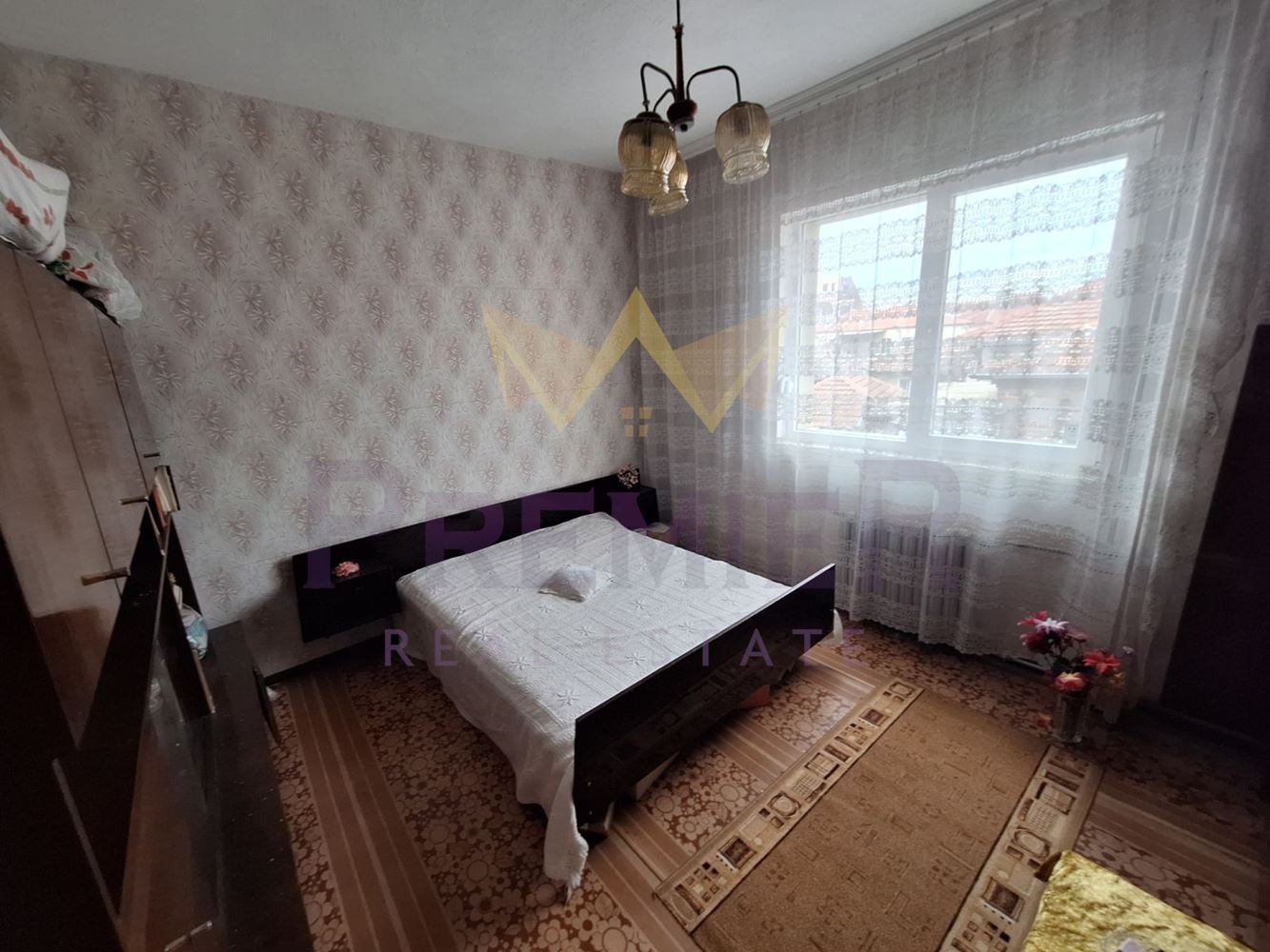 Продава КЪЩА, гр. Карнобат, област Бургас, снимка 15 - Къщи - 54079277