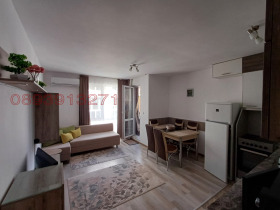 1 Schlafzimmer Grand Mol, Warna