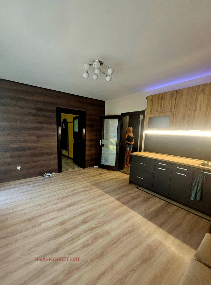 Na prodej  2 ložnice Sofia , Tolstoj , 62 m2 | 38520823 - obraz [2]