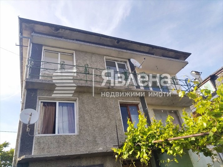 Продава ЕТАЖ ОТ КЪЩА, гр. Игнатиево, област Варна