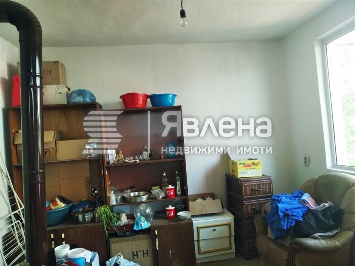 Продава ЕТАЖ ОТ КЪЩА, гр. Игнатиево, област Варна, снимка 8 - Етаж от къща - 55126781