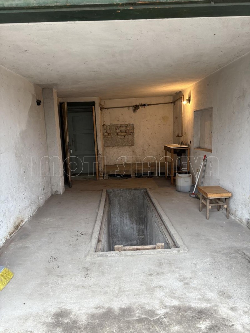 Продава ГАРАЖ, ПАРКОМЯСТО, гр. Видин, Гео Милев, снимка 2 - Гаражи и паркоместа - 52653405