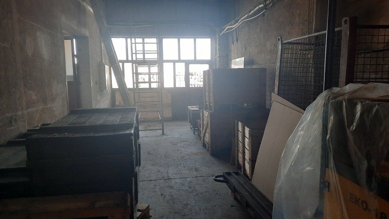 Продава ПРОМ. ПОМЕЩЕНИЕ, гр. Стара Загора, Индустриална зона - изток, снимка 2 - Производствени сгради - 52132662