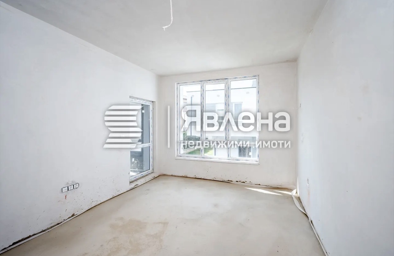 Продава КЪЩА, гр. София, м-т Детски град, снимка 10 - Къщи - 54223552