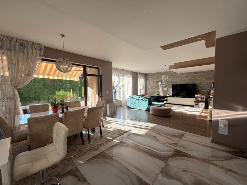 Продава КЪЩА, гр. Пловдив, Отдих и култура, снимка 2 - Къщи - 53010210