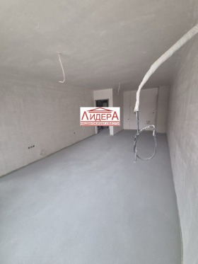 Продава 2-стаен град Пловдив Тракия - [1] 