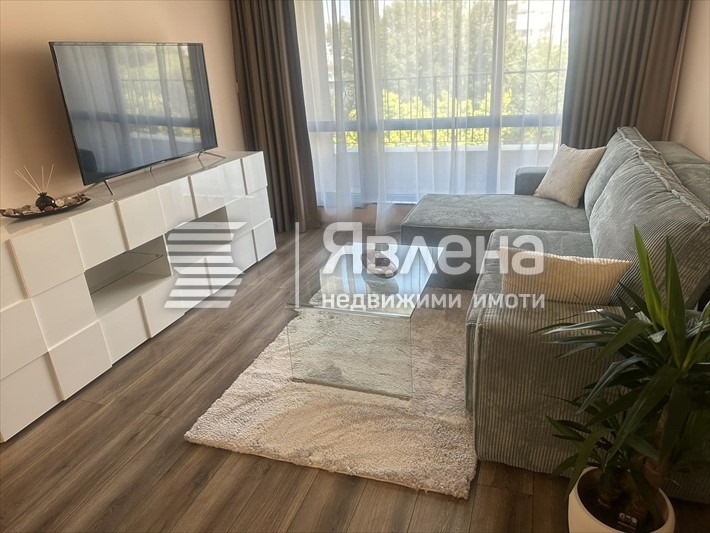 Продава 2-СТАЕН, гр. Пловдив, Младежки Хълм, снимка 1 - Aпартаменти - 49093026