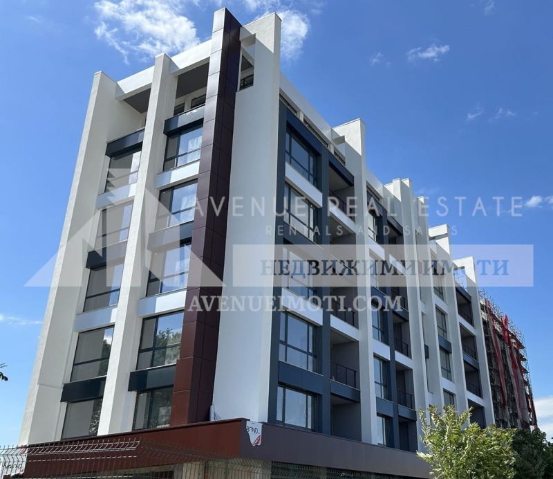 Myytävänä  2 makuuhuonetta Plovdiv , Trakija , 117 neliömetriä | 17006009