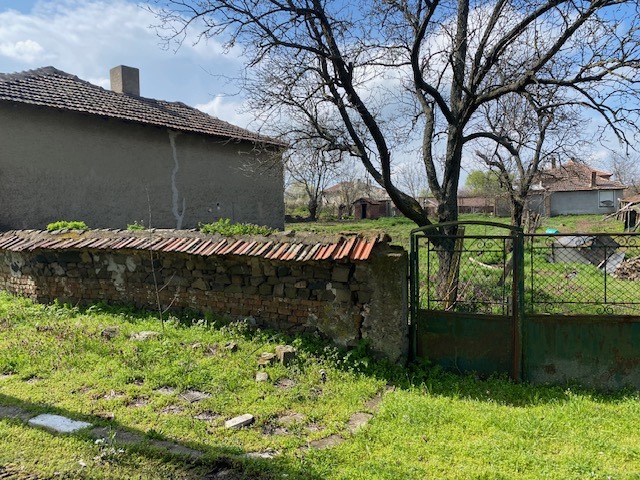 Продава КЪЩА, с. Крумово градище, област Бургас, снимка 11 - Къщи - 54113997