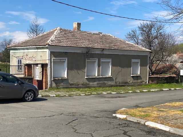 Продава КЪЩА, с. Крумово градище, област Бургас