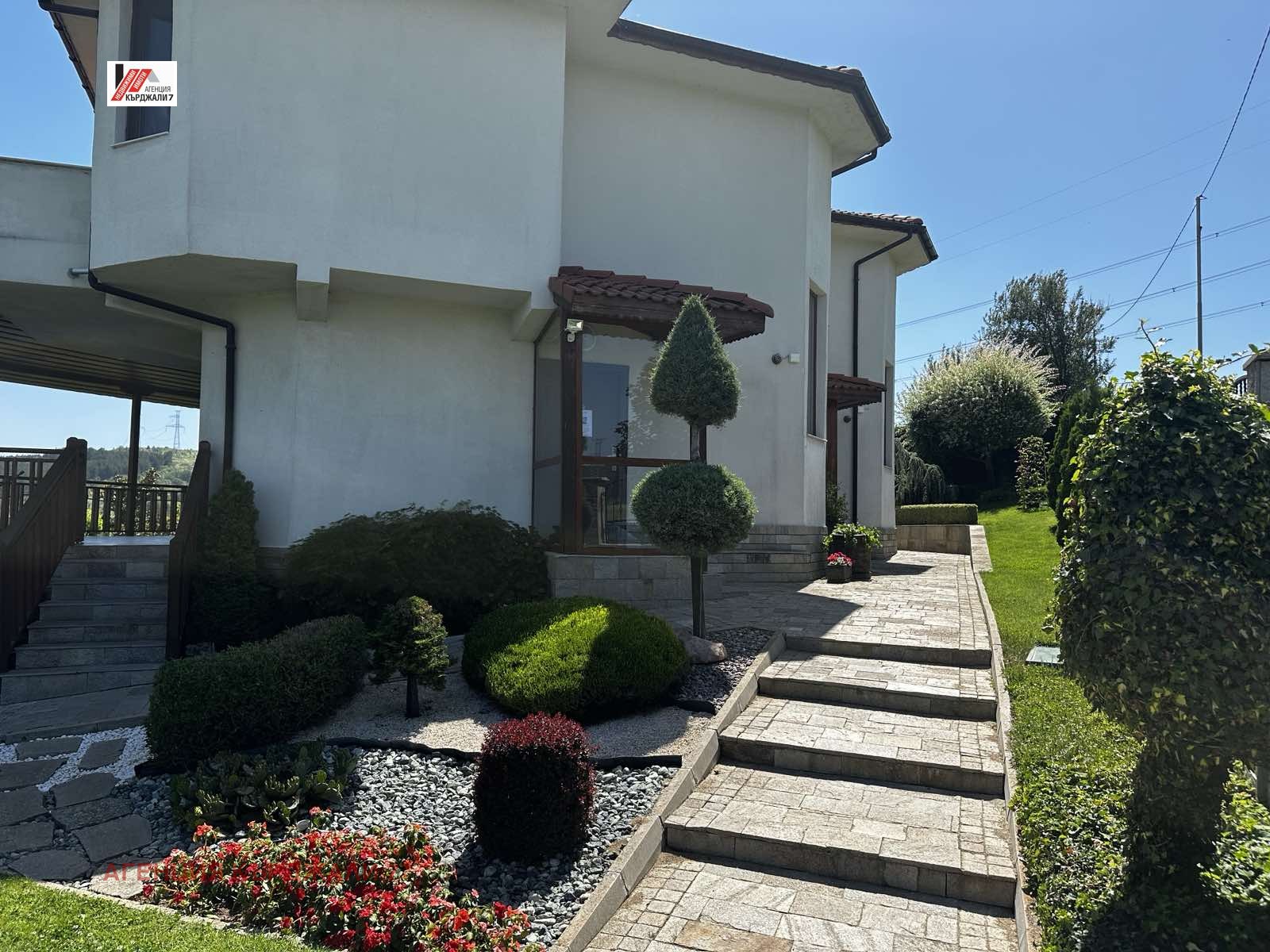 Продава КЪЩА, с. Срединка, област Кърджали, снимка 4 - Къщи - 54436934