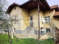 Продава КЪЩА, област Ловеч, с. Торос • 64000 € • 37360433 — Holmes.bg