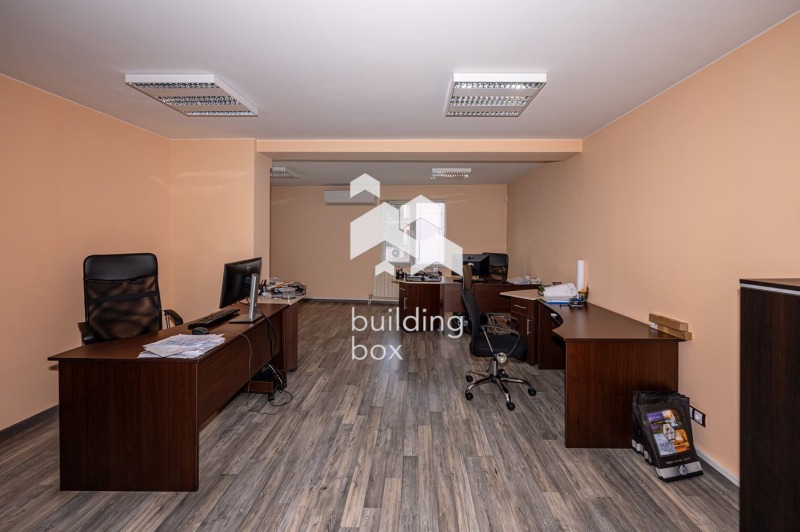 Продава  Офис, град Пловдив, Център •  250 000 € • ID 92497594 — holmes.bg - [1] 