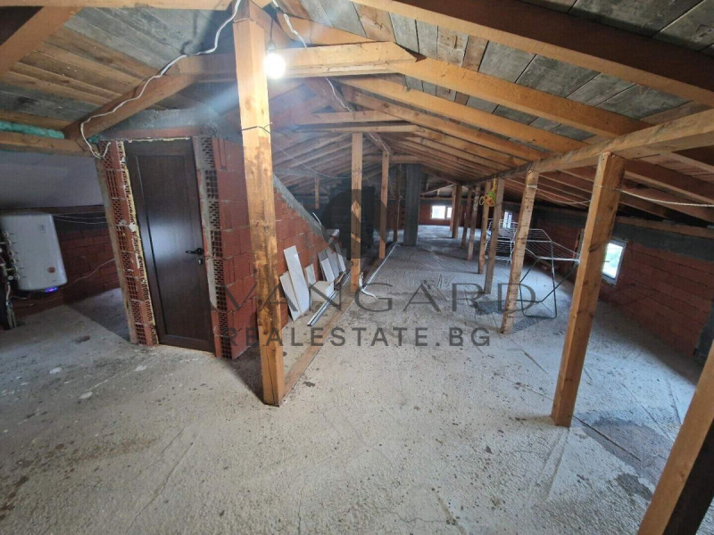 Te koop  Huis Plovdiv , Ostromila , 162 m² | 21873710 - afbeelding [11]