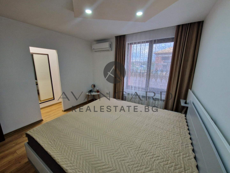 Te koop  Huis Plovdiv , Ostromila , 162 m² | 21873710 - afbeelding [6]